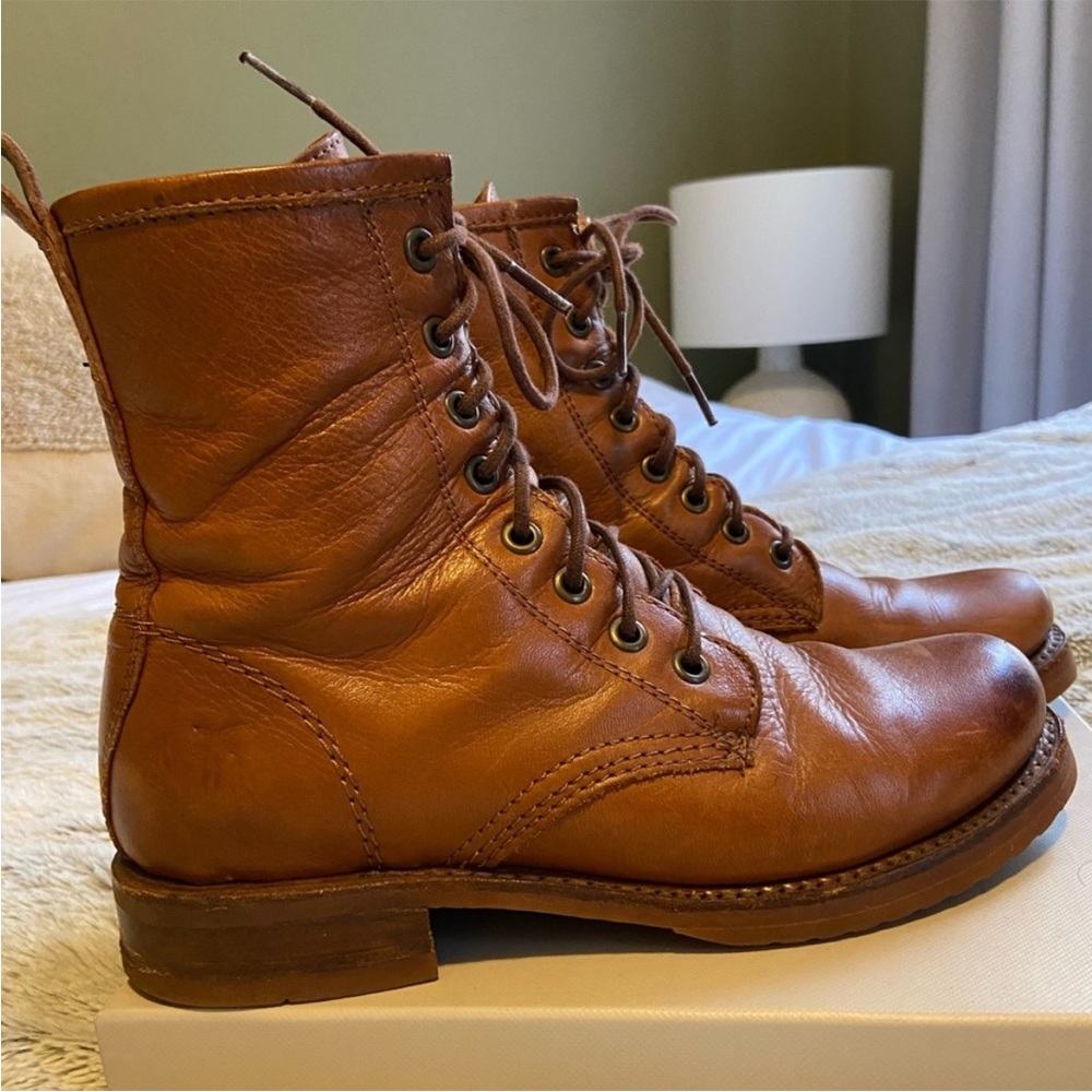 Frye Veronica lace up boots